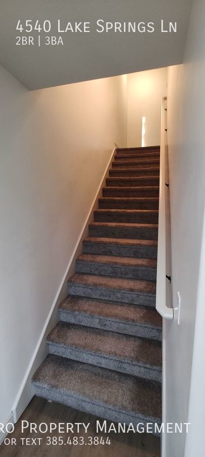 Building Photo - Beautiful Salt Lake Townhome!