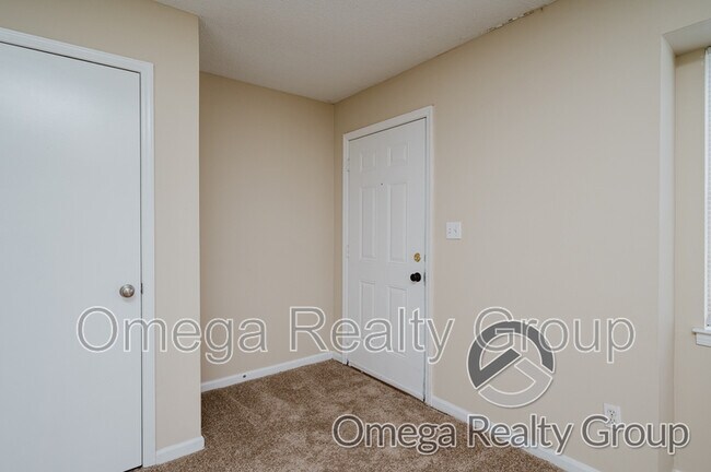 Foto del edificio - 3791 Hilltop Rd SE