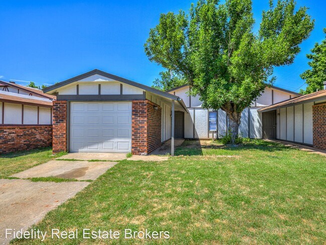 Building Photo - 3 br, 2 bath House - 7811 S Douglas Ave