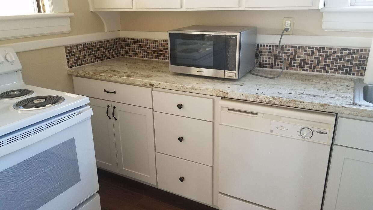 Foto principal - 167 Laconia Ave NE
