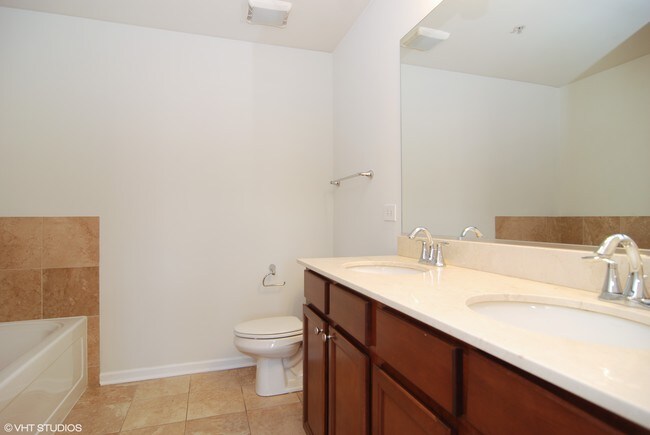 Foto del edificio - 3200 S Oak Park Ave