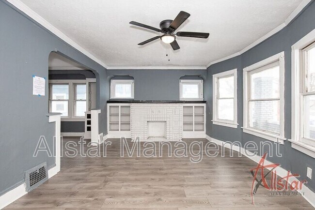 Building Photo - 3820 E 142nd St