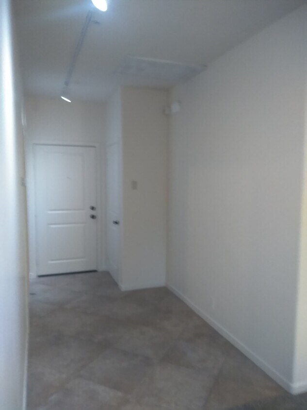entry - 3712 El Dorado Blvd