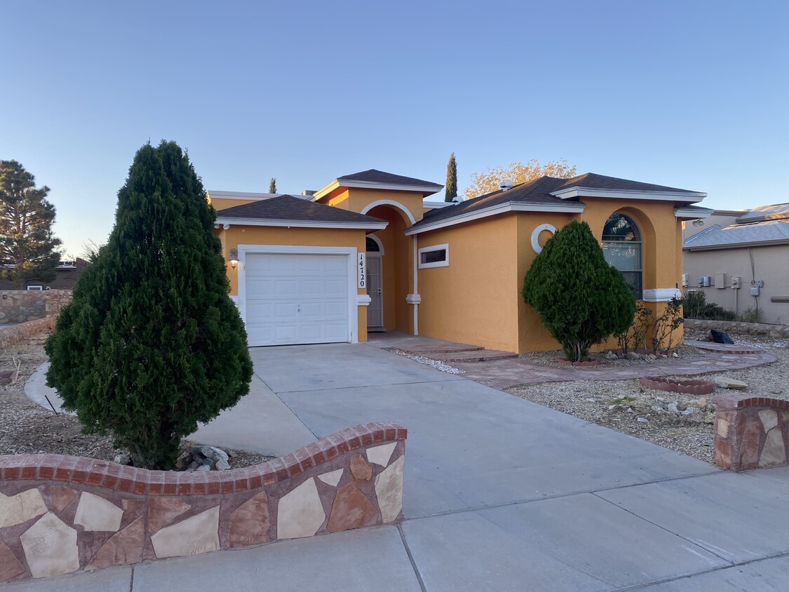 Primary Photo - 14720 Horizon View Dr