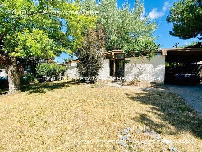 Building Photo - 2849 E Bridgewater Dr