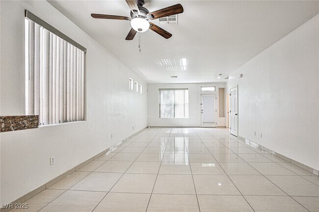 Foto del edificio - 4218 S Sugar Dr