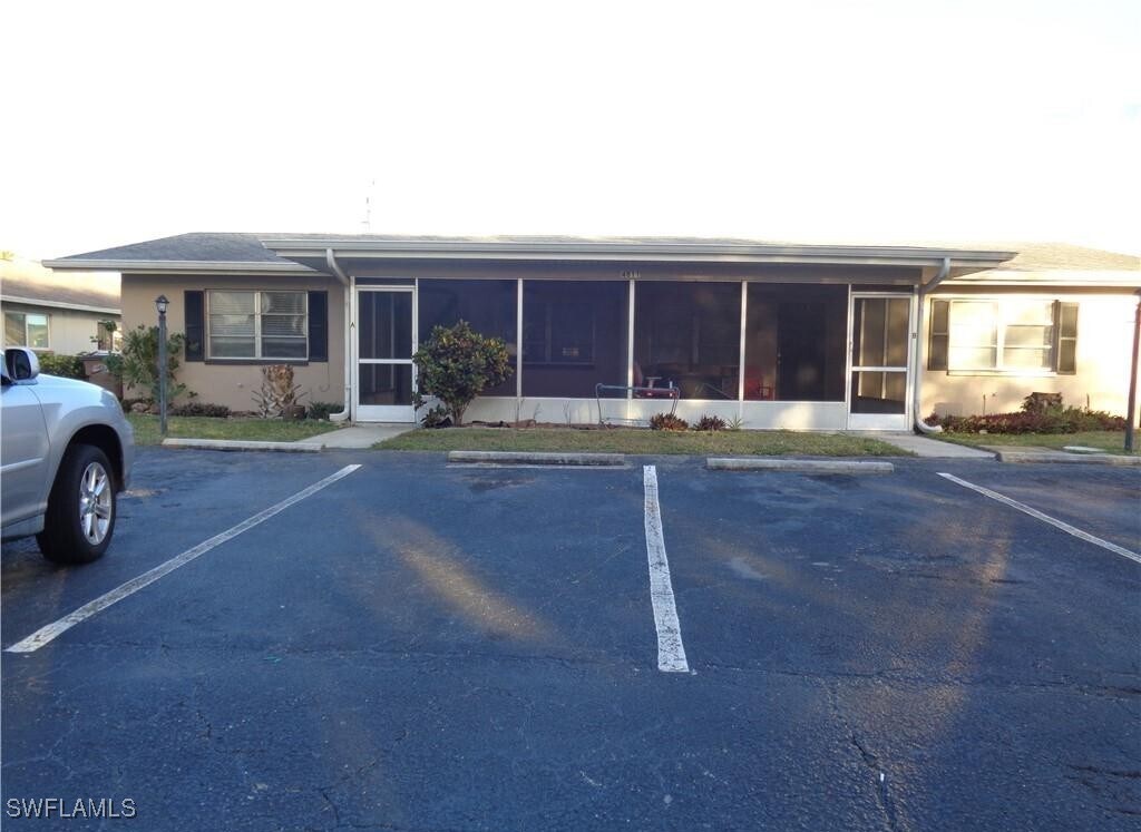 Foto principal - 4611 SE 4th Pl