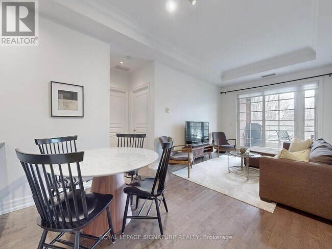 Building Photo - 21 Burkebrook Pl