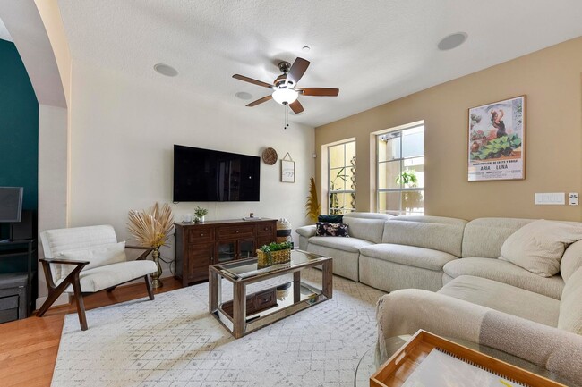 Building Photo - Prime Location, Bartram Townhome!