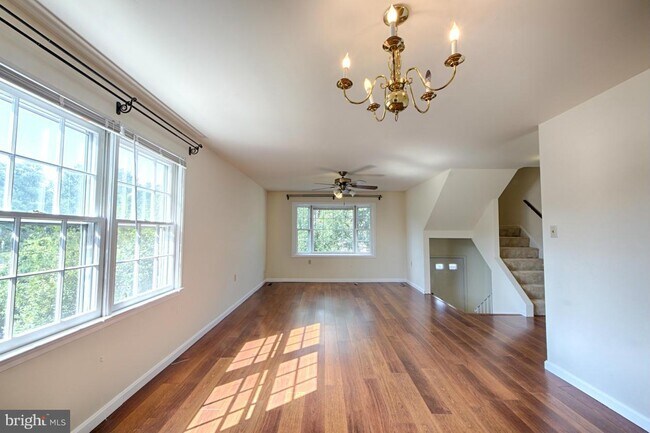 Foto del edificio - 12329 Antietam Rd