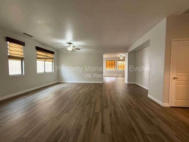 Building Photo - 8278 W Charter Oak Rd