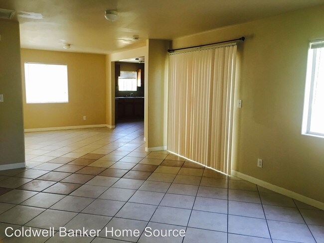 Foto del edificio - 3 br, 2 bath House - 25535 Jasper Rd.
