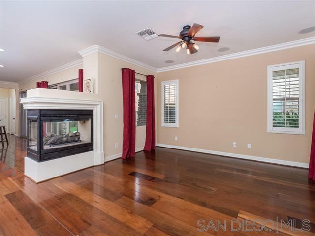 Building Photo - 8323 Parkside Crescent