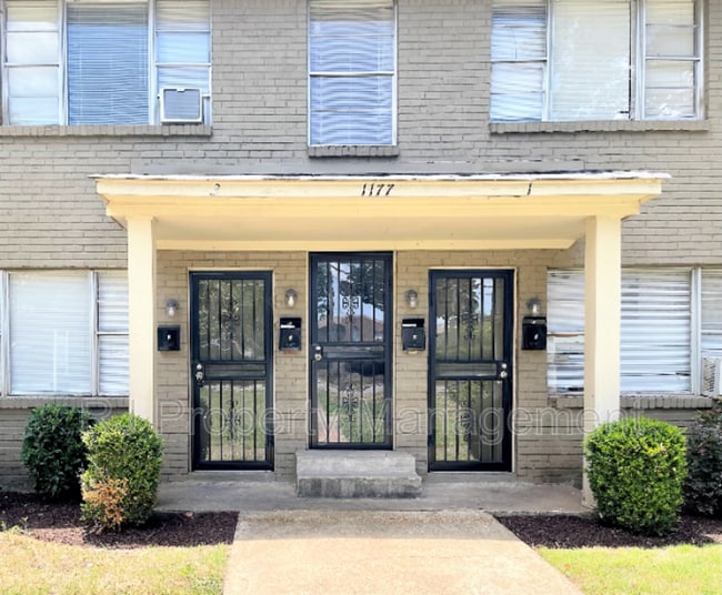 Building Photo - 1177 Linden Ave