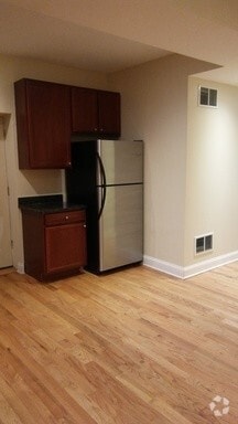 Building Photo - 4452 N Drake Ave