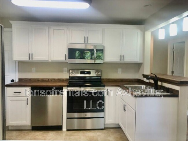 Foto del edificio - 70 Springside Rd