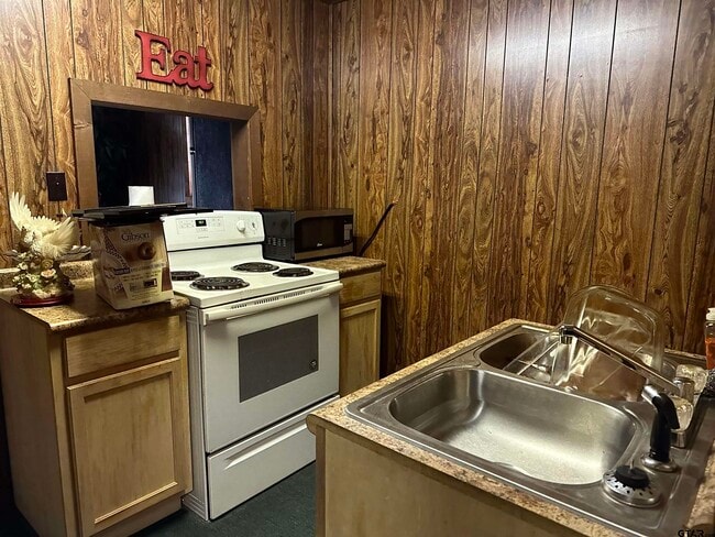 Building Photo - 15126 TX-110