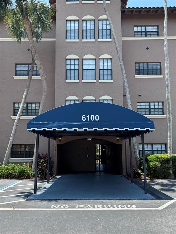 Foto principal - 6100 Gulfport Blvd S