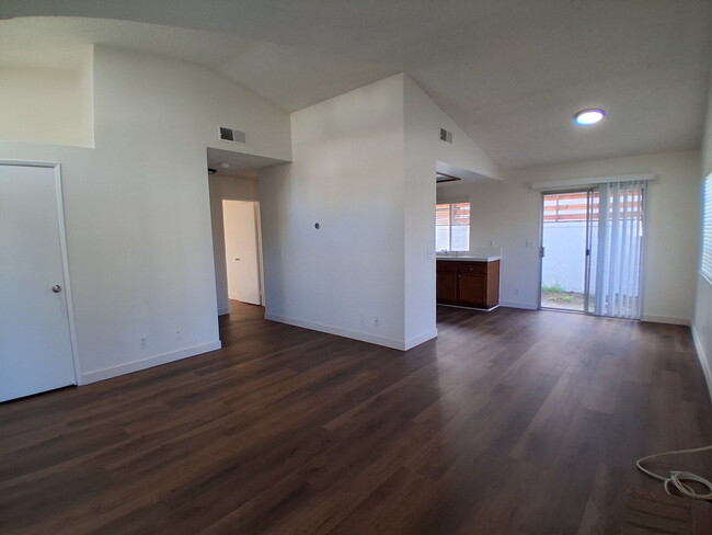 Foto del edificio - Charming 2-Bed, 2-Bath Condo Retreat on Po...