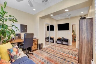 Building Photo - 2092 Wildwood Lake St