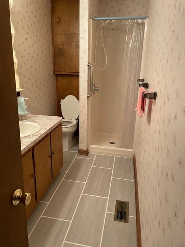 Foto del edificio - Lakeview Ranch Located in a Quiet Neighborhood