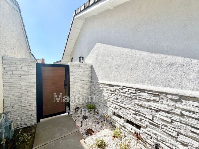 Foto del edificio - 21676 Superior Ln