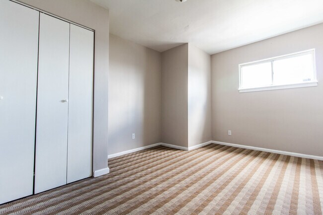 Foto del edificio - 1028 E Warrington Ave