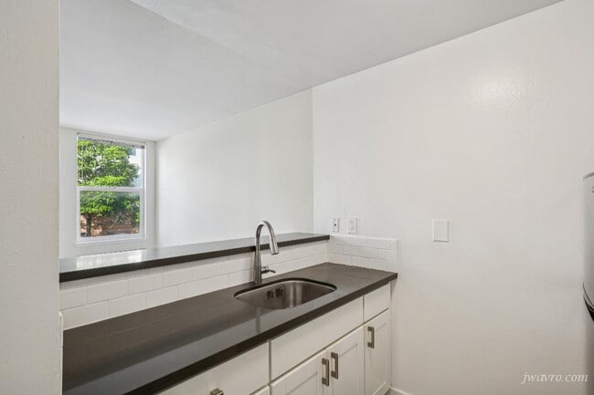 Foto del edificio - 2920 Polk St