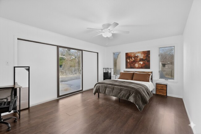 Foto del edificio - 404 Nottingham Dr