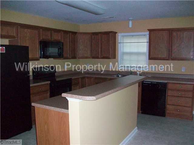 Building Photo - 5033 Long Mill Court, Kernersville, NC 28284