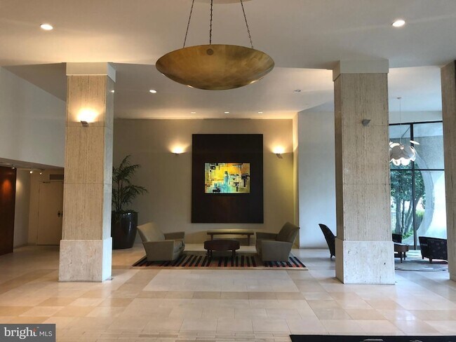 Foto del edificio - 301 N Beauregard St