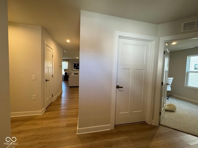 Building Photo - 2743 Sand Hollow Dr