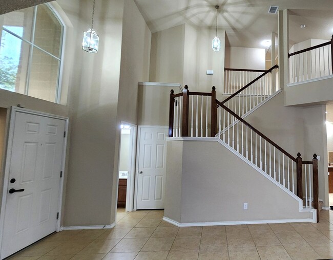 Foto del edificio - Alamo Ranch Captivating home for Rent 4bd/...