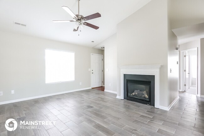 Foto del edificio - 3250 Trenchard Ln