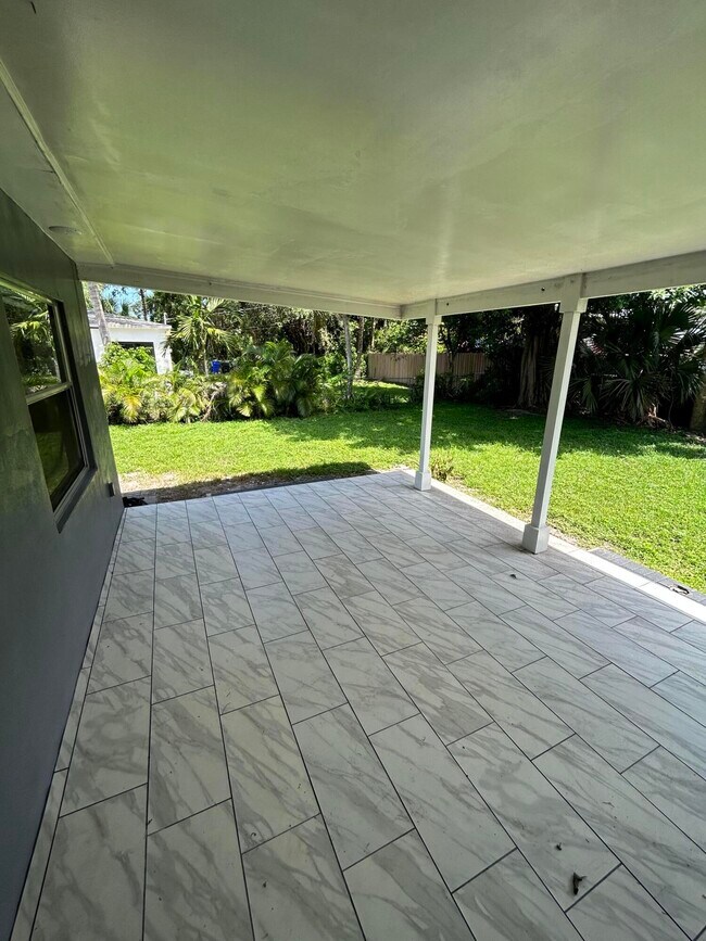 Foto del edificio - 1460 SW 29th St