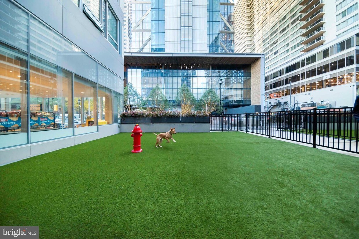 1900 Arch St Unit 519, Philadelphia, PA 19103 Room for Rent in