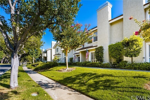 Foto del edificio - 535 Springbrook N