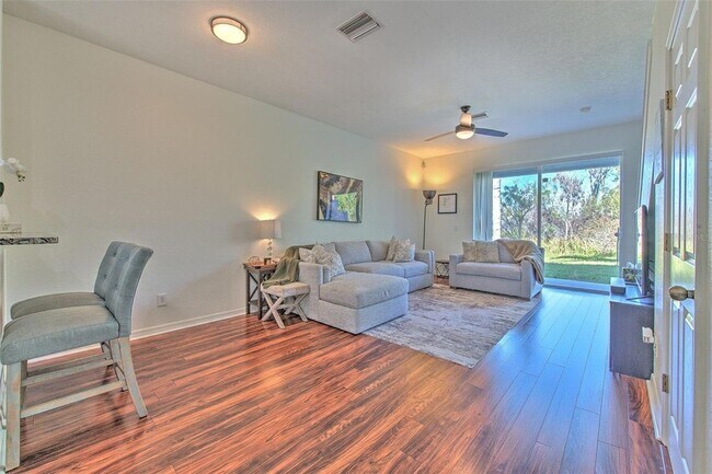 Foto del edificio - 11094 Winter Crest Dr