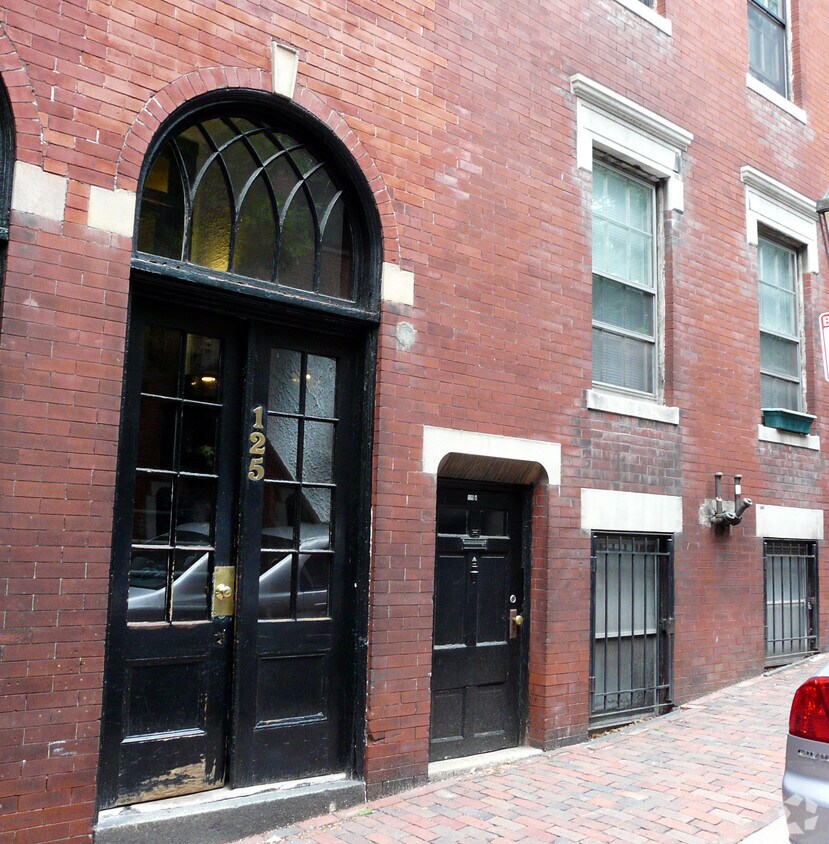 Foto del edificio - 125 Myrtle St