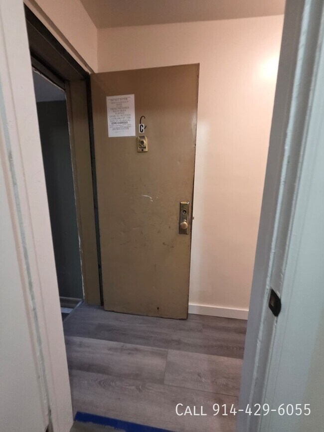 Foto del edificio - 258 Woodworth Ave