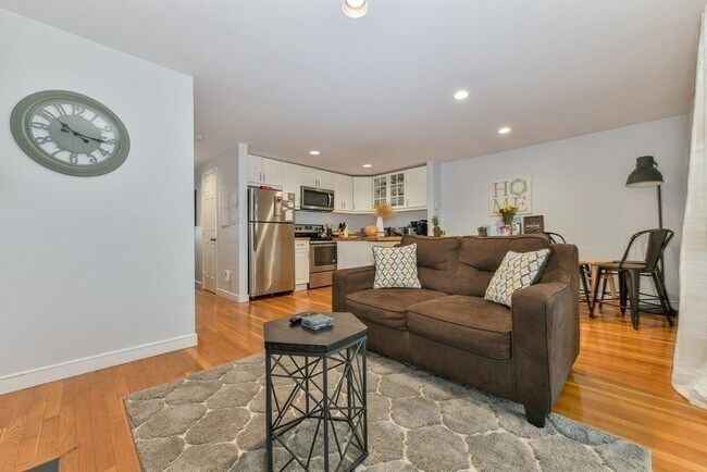 Foto del edificio - 153-155-155 W Sixth St