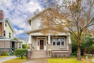 Building Photo - 514 Maupas Ave