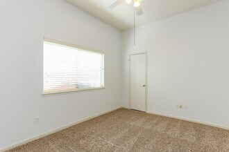 Building Photo - 13102 Wickersham Ln