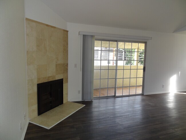 Foto del edificio - 11244 Morrison St