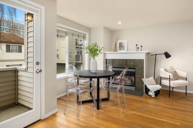 Foto del edificio - 3Bd/2.25Ba Seattle Townhouse
