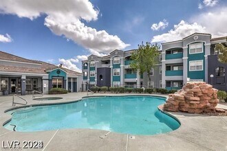Building Photo - 6955 N Durango Dr