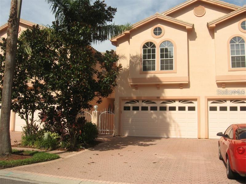 Primary Photo - 1592 Lago Vista Blvd