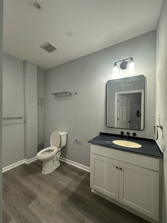 Foto del edificio - 776 Baconsfield Dr