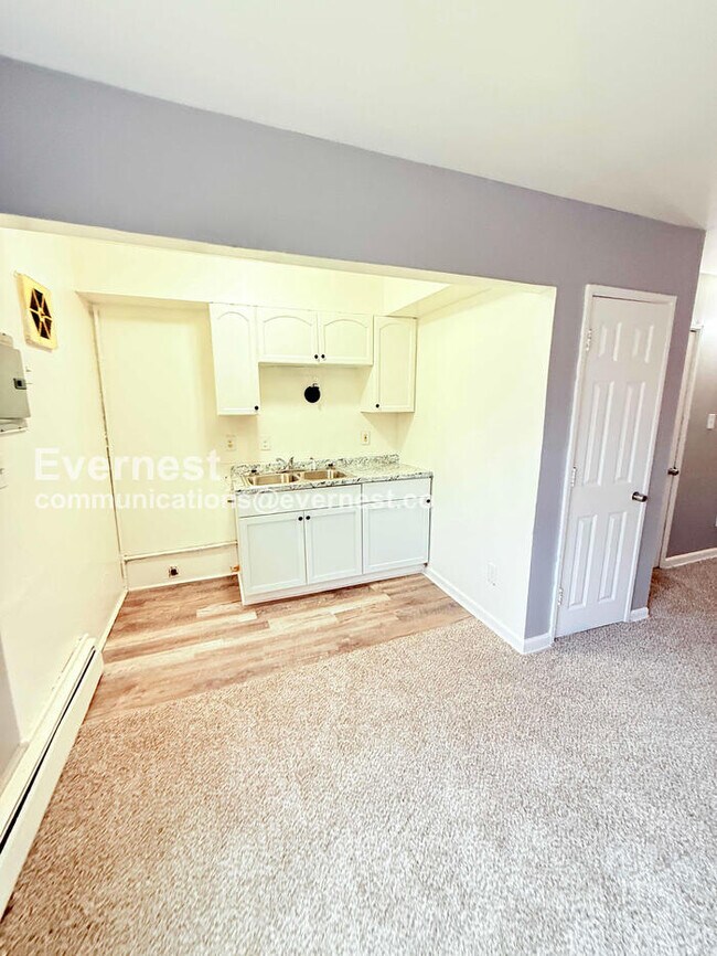 Foto del edificio - 18711 Schoolcraft Rd