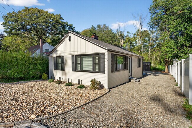 Foto del edificio - 39 Spring Glen Rd
